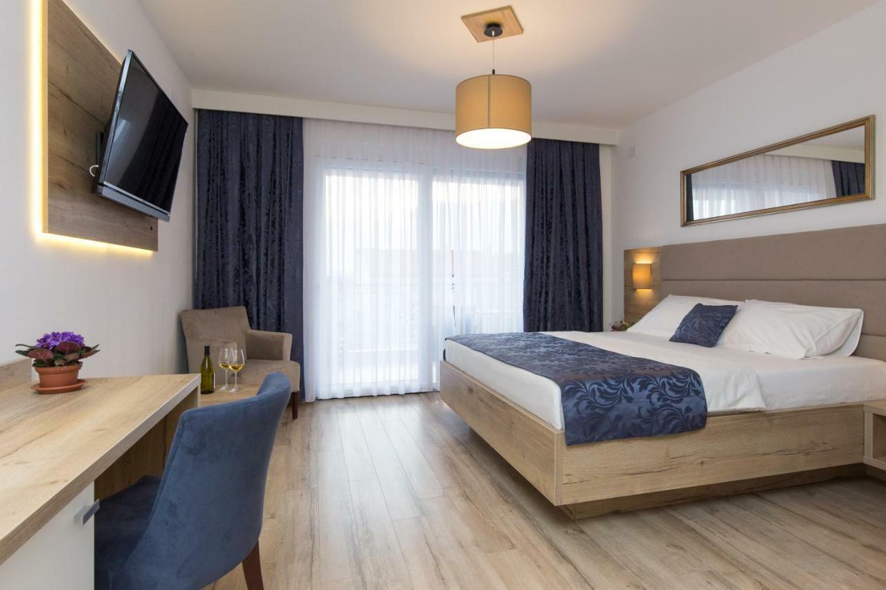 B&B Villa Maris Punat Exterior photo